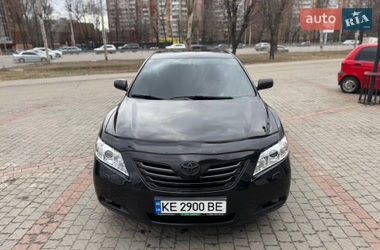 Седан Toyota Camry 2008 в Днепре