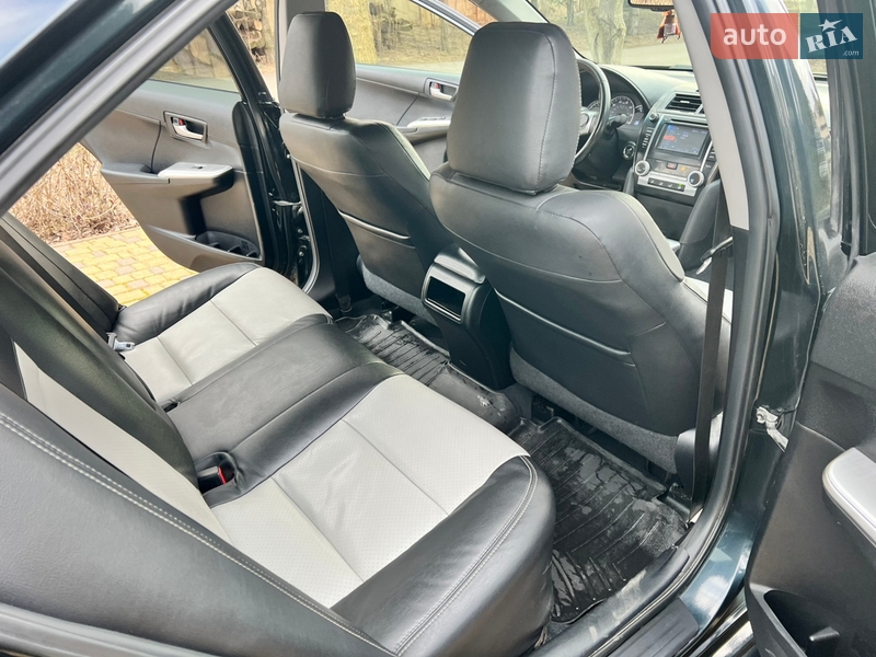 Седан Toyota Camry 2012 в Одессе