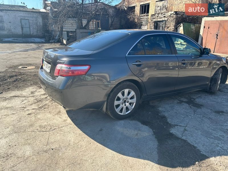 Седан Toyota Camry 2007 в Киеве