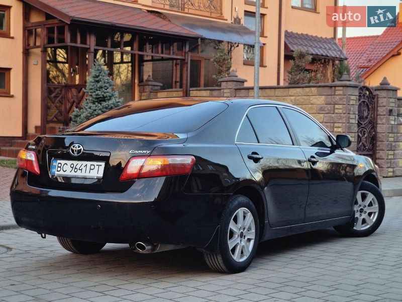 Седан Toyota Camry 2006 в Стрые