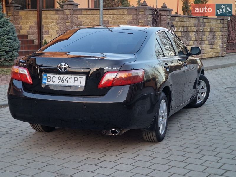 Седан Toyota Camry 2006 в Стрые