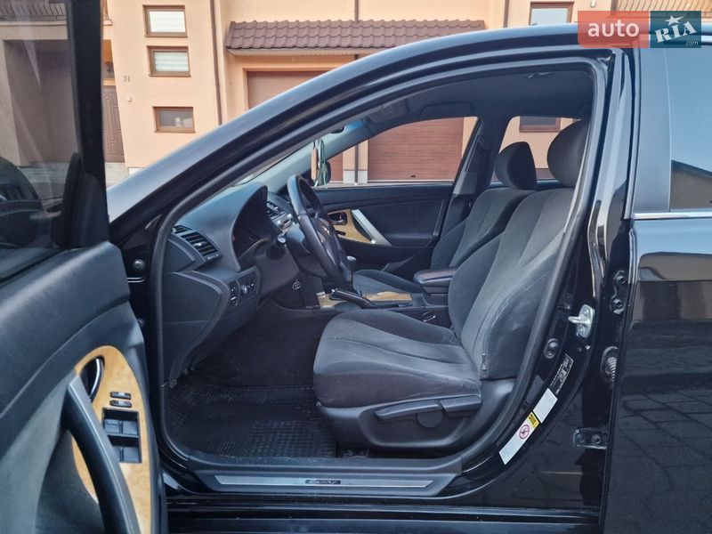 Седан Toyota Camry 2006 в Стрые