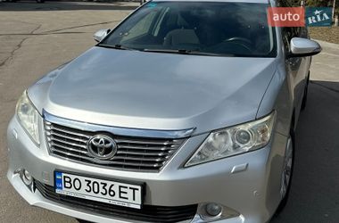 Седан Toyota Camry 2012 в Тернополе
