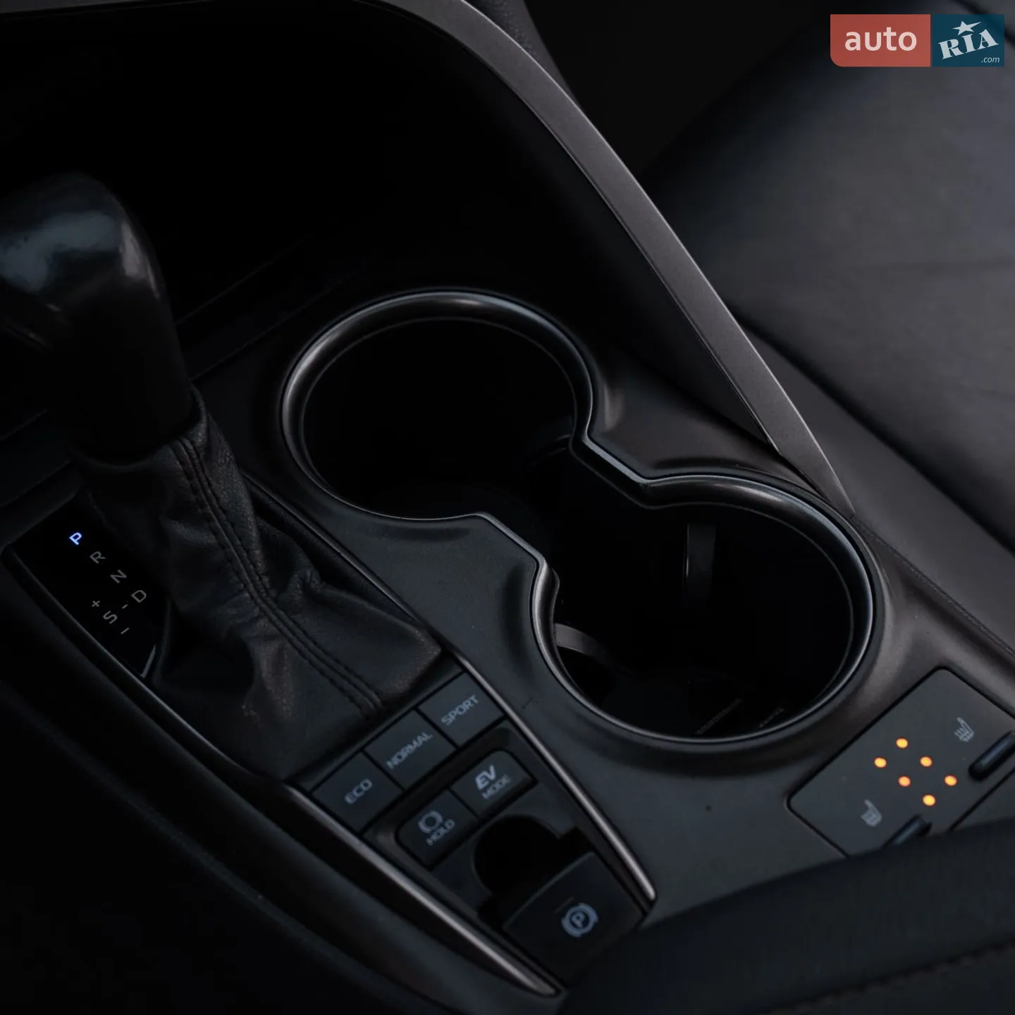 2021 Toyota Camry - мініатюра 17
