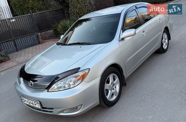 Седан Toyota Camry 2003 в Одессе