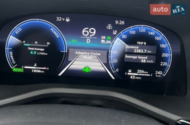 Седан Toyota Camry 2024 в Ивано-Франковске