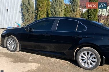 Седан Toyota Camry 2020 в Києві