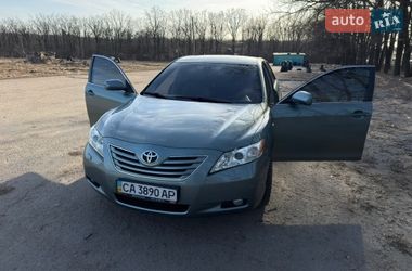 Седан Toyota Camry 2008 в Умани