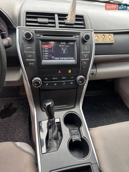 Седан Toyota Camry 2015 в Подольске