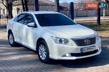 Седан Toyota Camry 2013 в Кам'янському
