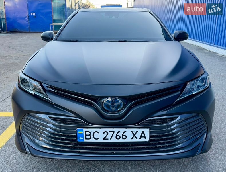 Toyota Camry 2020
