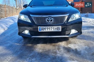 Седан Toyota Camry 2012 в Житомирі