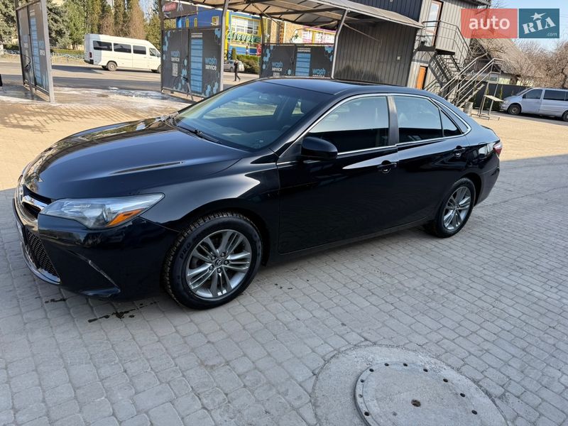 Toyota Camry 2015