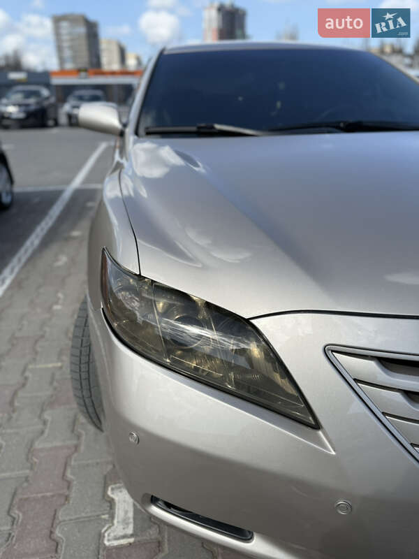 Toyota Camry 2006