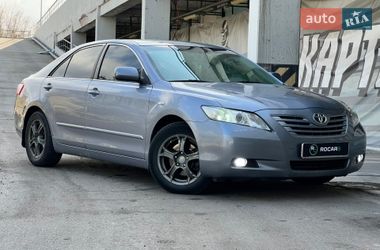 Седан Toyota Camry 2008 в Києві