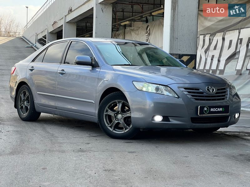 Toyota Camry 2008