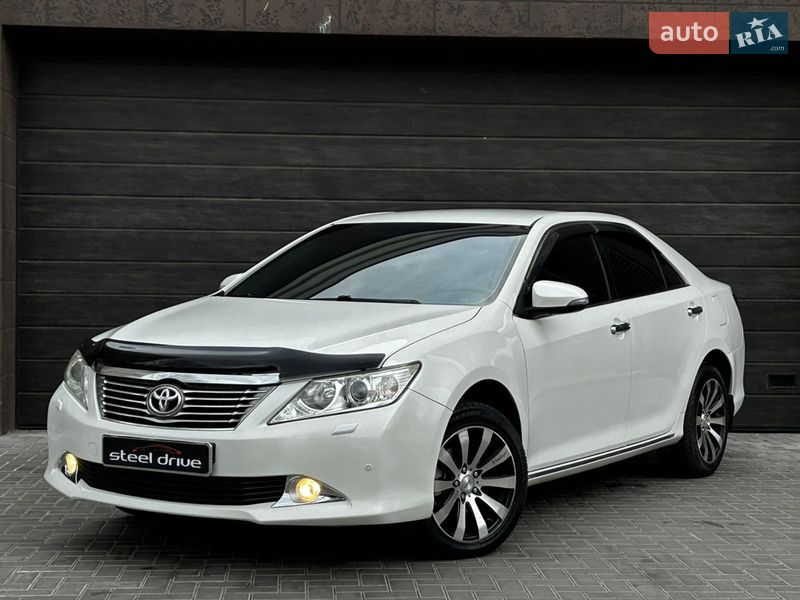 Toyota Camry 2012