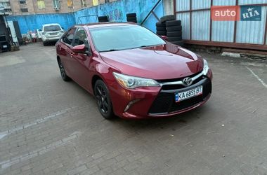 Седан Toyota Camry 2017 в Києві