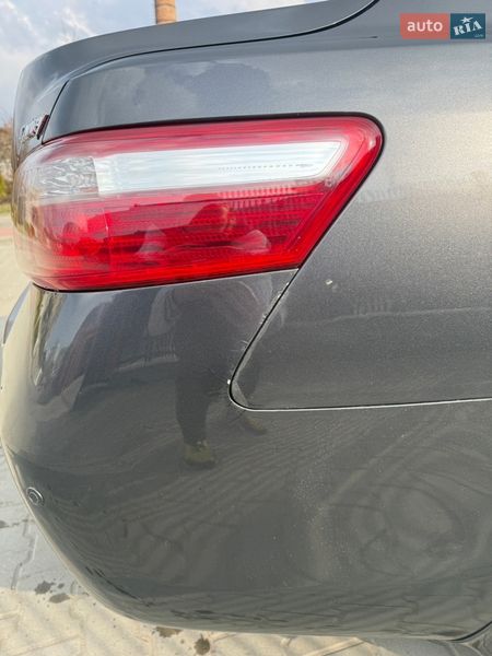 Седан Toyota Camry 2011 в Львове