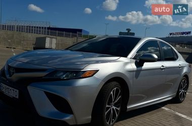 Седан Toyota Camry 2018 в Одесі