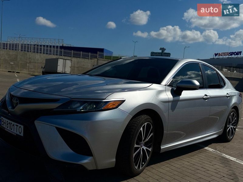 Toyota Camry 2018