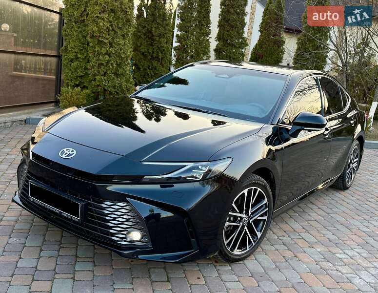 Toyota Camry 2024