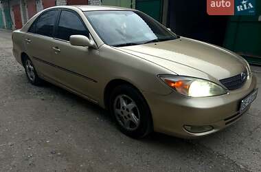 Седан Toyota Camry 2004 в Николаеве