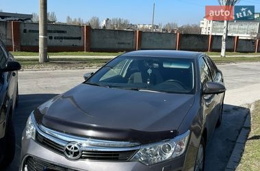 Седан Toyota Camry 2017 в Запоріжжі