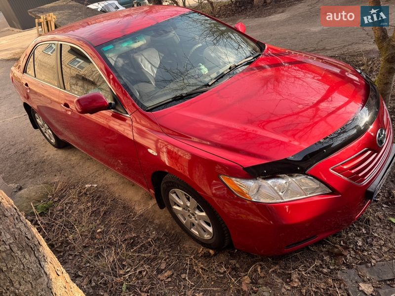 Седан Toyota Camry 2008 в Виннице