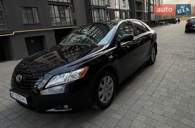 Седан Toyota Camry 2008 в Івано-Франківську