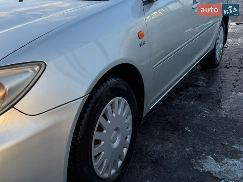 Седан Toyota Camry 2003 в Белой Церкви