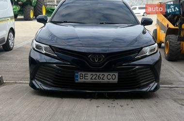 Седан Toyota Camry 2020 в Миколаєві