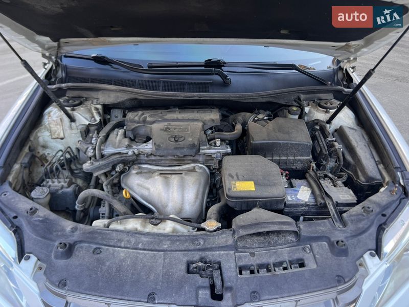 Седан Toyota Camry 2012 в Киеве