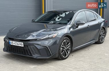 Седан Toyota Camry 2024 в Вінниці