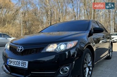 Седан Toyota Camry 2014 в Сумах