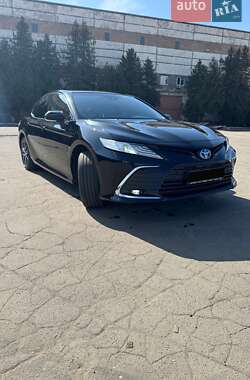 Седан Toyota Camry 2023 в Києві