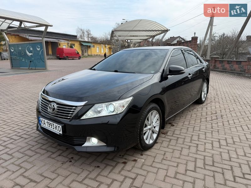 Toyota Camry 2012