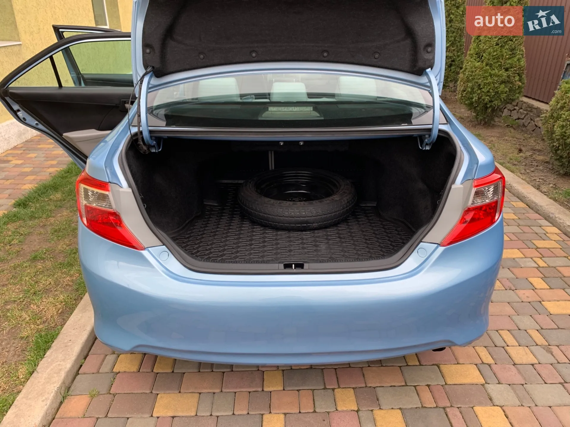 2013 Toyota Camry - мініатюра 9