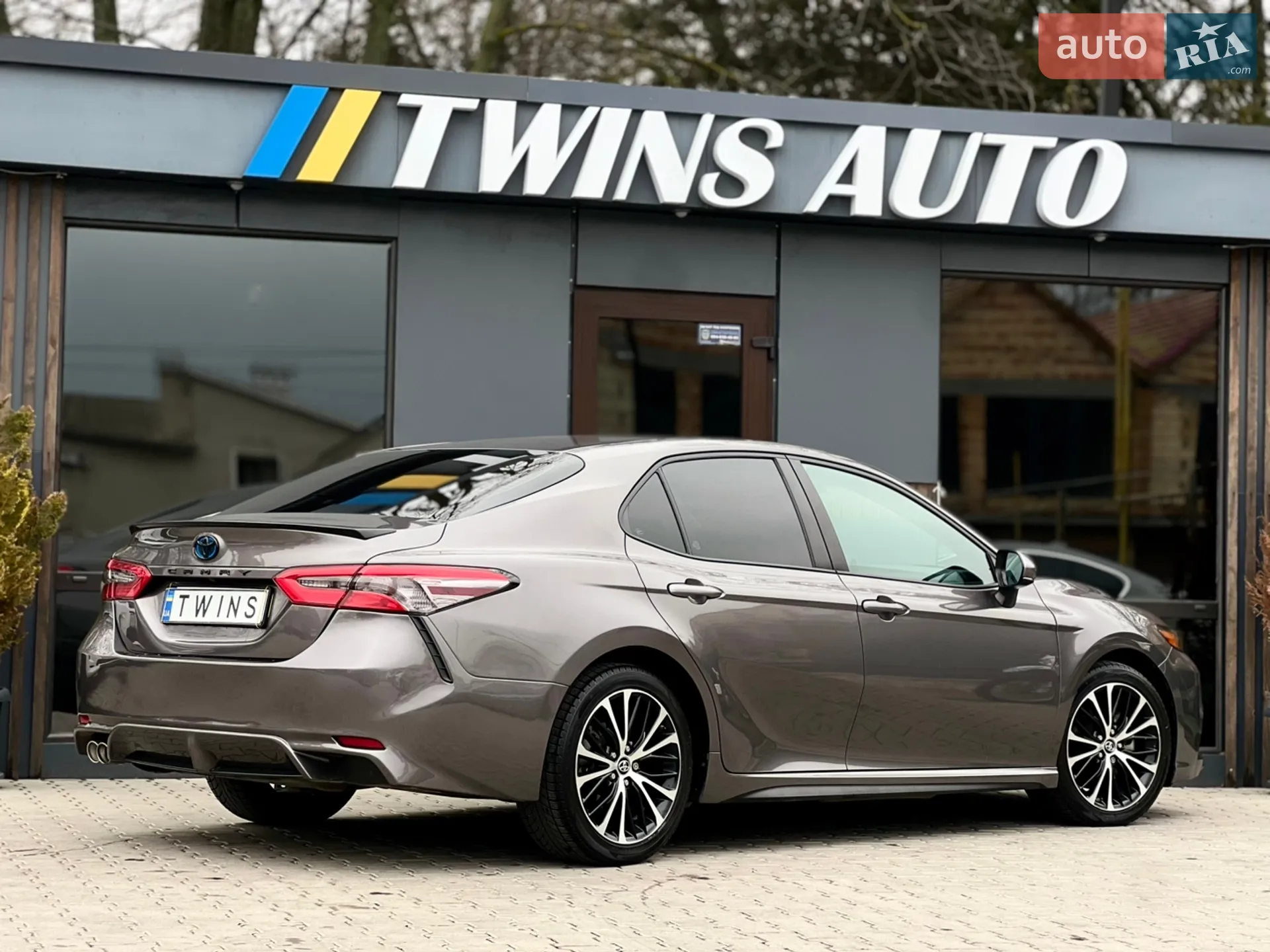 2017 Toyota Camry - мініатюра 19