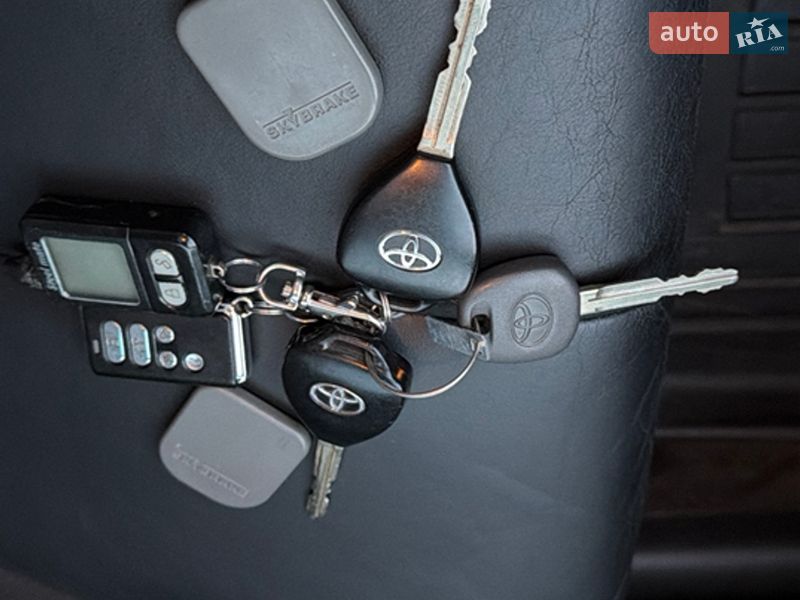 Седан Toyota Camry 2007 в Киеве