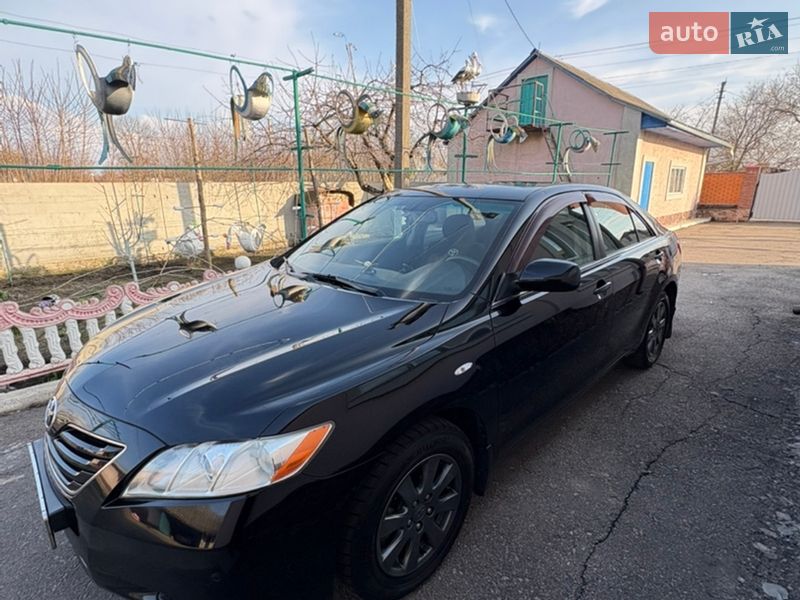 Седан Toyota Camry 2008 в Киеве