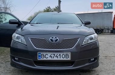Седан Toyota Camry 2007 в Львові