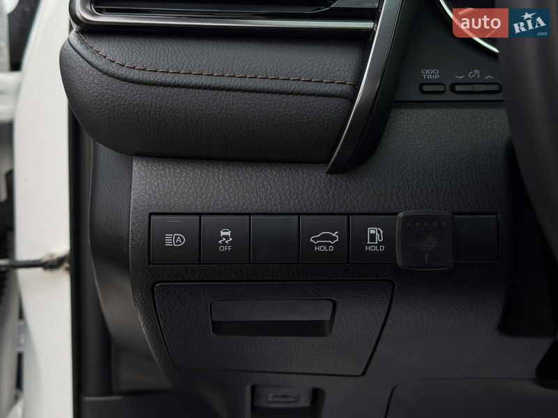 Седан Toyota Camry 2019 в Луцьку