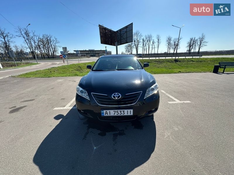 Седан Toyota Camry 2008 в Борисполе