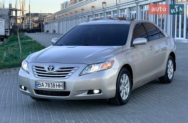 Седан Toyota Camry 2006 в Харькове