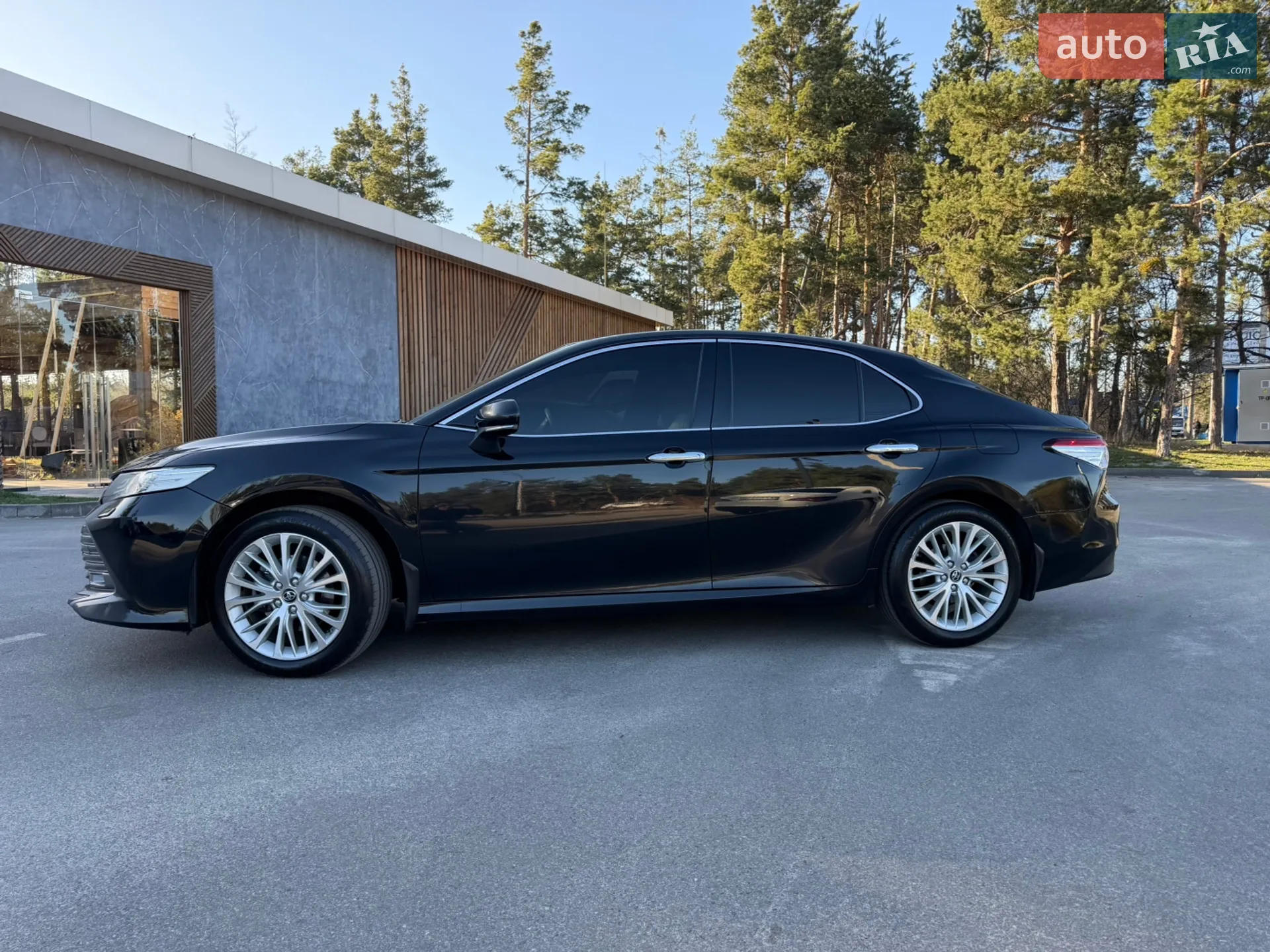 2018 Toyota Camry - мініатюра 11