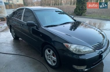 Седан Toyota Camry 2003 в Черкасах