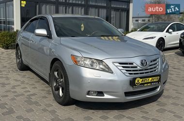 Седан Toyota Camry 2007 в Мукачевому