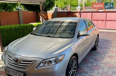 Седан Toyota Camry 2006 в Києві