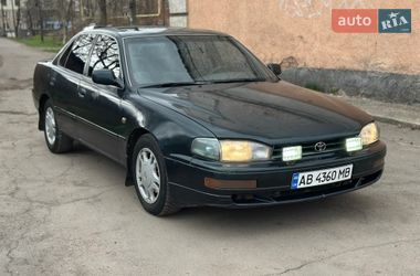 Седан Toyota Camry 1991 в Жмеринці